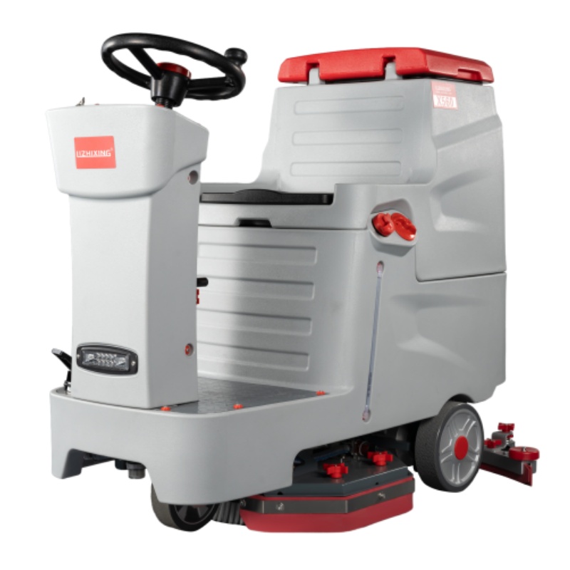 荣昌坦洁驾驶式洗地机X560