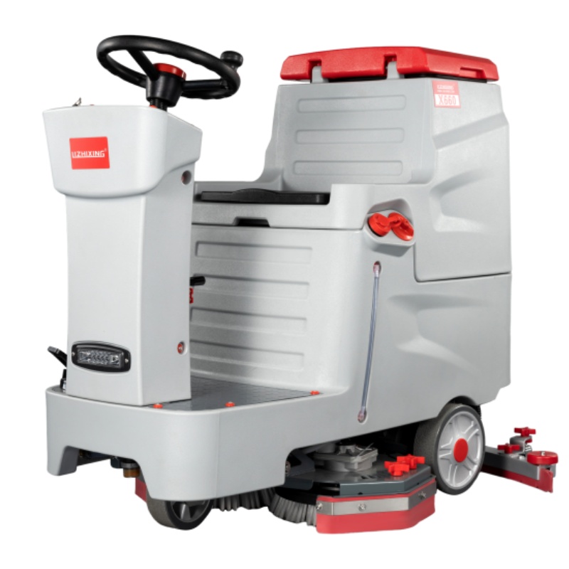 荣昌坦洁驾驶式洗地机X660