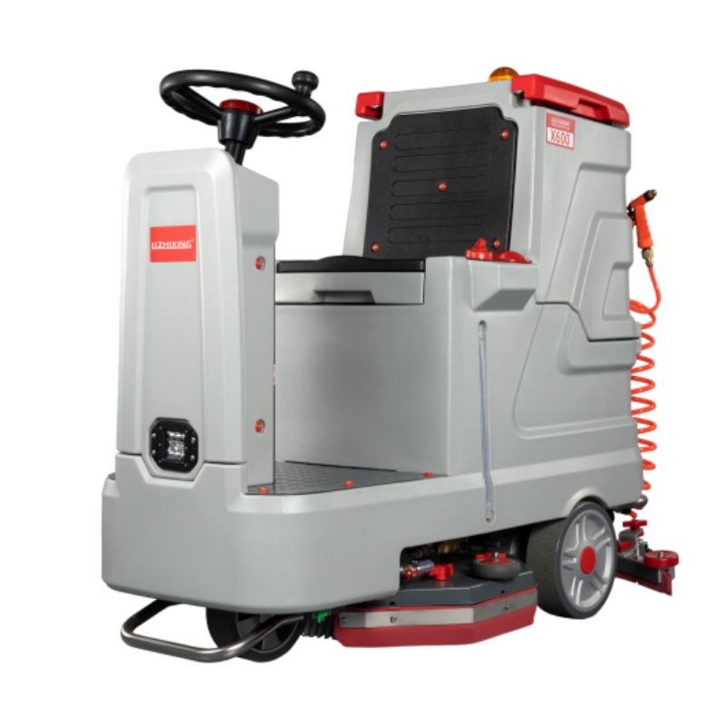 荣昌坦洁全自动驾驶式洗地机X600