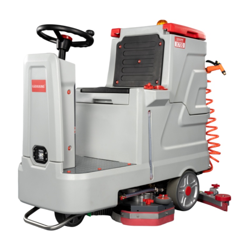 荣昌坦洁全自动驾驶式洗地机X700